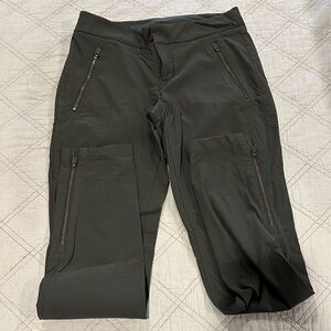Athleta Cargo Pants. Olive green